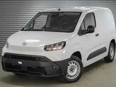 Neu Toyota Proace City City 131 PS (96 kW) 2026 Andere Van / Kleinbus