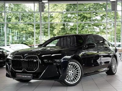 Usata BMW i7 Comfort Edition 485 kW (660 CV) 2025 Nero Berlina