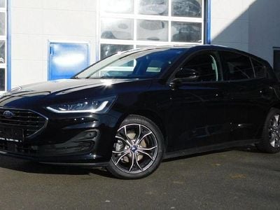 Gebraucht Ford Focus Titanium 125 PS (91 kW) 2023 Schwarz Limousine