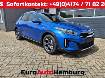 Neu Kia XCeed 150 PS (110 kW) 2026 Blueflame metallic SUV