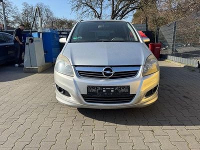 Gebraucht Opel Zafira 140 PS (102 kW) 2008 Silber Van / Kleinbus