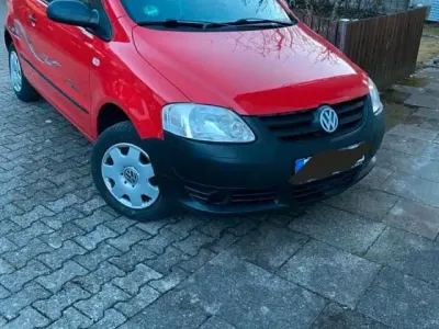 Gebraucht VW Fox 60 PS (44 kW) 2006 Rot Kleinwagen