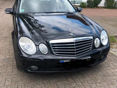 Mercedes E200