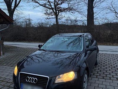 Gebraucht Audi A3 105 PS (77 kW) 2012 Schwarz Kleinwagen