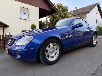 Usata Mercedes SLK200 136 CV (100 kW) 1997 Blu Cabrio