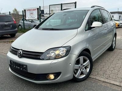 Usata VW Golf VI Team 122 CV (89 kW) 2010 Oro Utilitaria