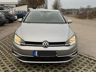 Gebraucht VW Golf VII Join 125 PS (91 kW) 2018 Grau Limousine