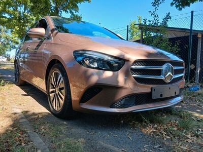 Mercedes B180