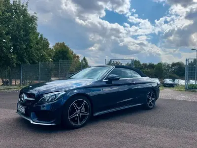 Gebraucht Mercedes C220 AMG 170 PS (125 kW) 2017 Blau Cabrio