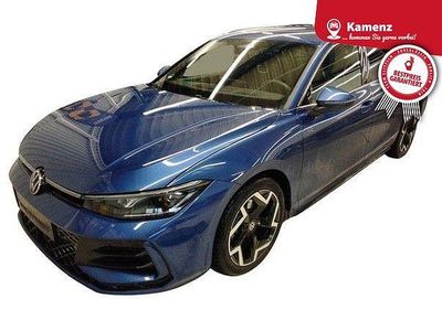 Gebraucht VW Passat R-line 150 PS (110 kW) 2025 Blau Kombi