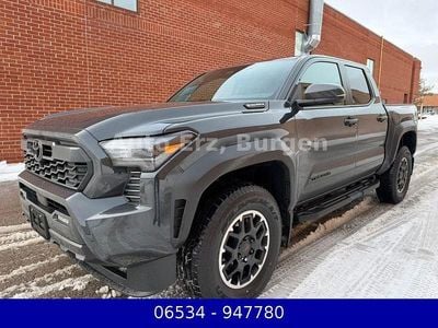 Neu Toyota Tacoma 326 PS (239 kW) 2026 Grau Pickup