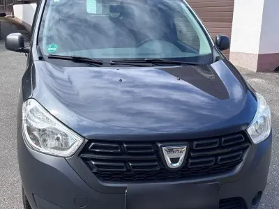 Gebraucht Dacia Dokker Ambiance 102 PS (75 kW) 2017 Grau Van / Kleinbus