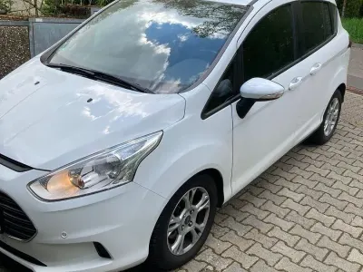 Gebraucht Ford B-MAX SYNC Edition 101 PS (74 kW) 2015 Weiß Van / Kleinbus