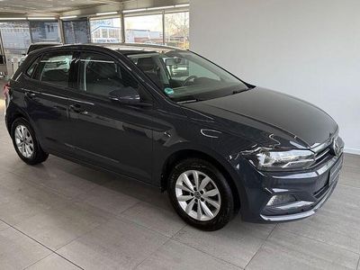 Grau Gebraucht 2021 VW Polo Comfortline Limousine | 12.890 € (Guter Preis)
