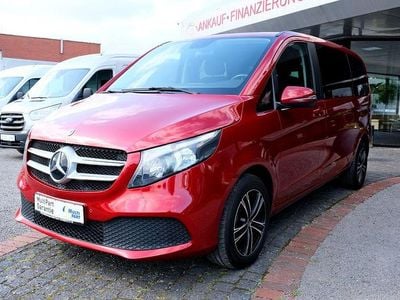 Mercedes V220