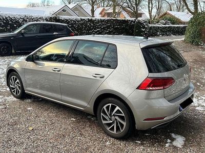 Gebraucht VW Golf VII Sound 110 PS (80 kW) 2017 Grau Kombi