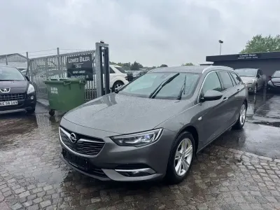 Gebraucht Opel Insignia Dynamic 136 PS (100 kW) 2018 Grau Kombi