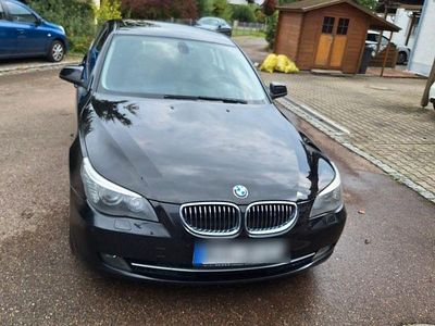 Gebraucht BMW 525 Sport Line 218 PS (160 kW) 2009 Schwarz Limousine