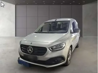 Gebraucht Mercedes eCitan 89 kW (122 PS) 2025 Helvinsilber metallic Kombi