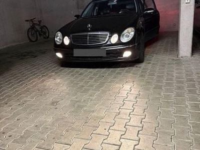 Mercedes E280