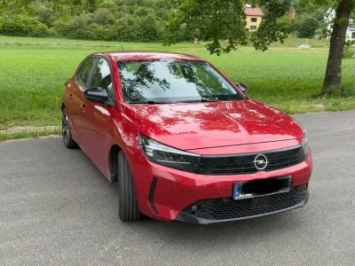 Gebraucht Opel Corsa-e 100 kW (136 PS) 2023 Rot Kleinwagen