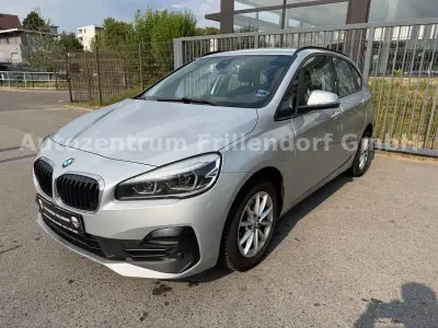 Gebraucht BMW 216 Active Tourer Sport Line 116 PS (85 kW) 2020 Silber Van / Kleinbus