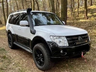 Gebraucht Mitsubishi Pajero Instyle 170 PS (125 kW) 2009 Weiß SUV