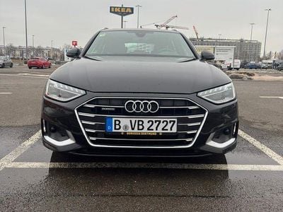 Gebraucht Audi A4 Advanced 190 PS (139 kW) 2020 Schwarz Kombi