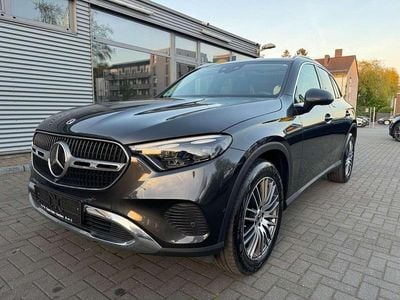 Gebraucht Mercedes GLC220 197 PS (144 kW) 2023 Graphitgrau SUV
