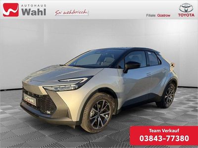 Neu Toyota C-HR 223 PS (164 kW) 2025 Precious silver SUV