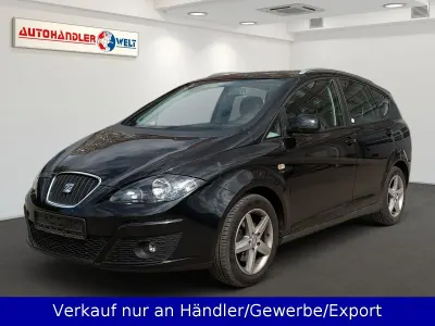 Gebraucht Seat Altea XL 125 PS (91 kW) 2012 Phantomschwarz/universo black Van / Kleinbus