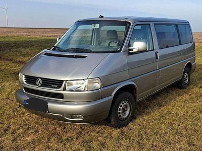 Gebraucht VW T4 102 PS (75 kW) 2000 Grau Van