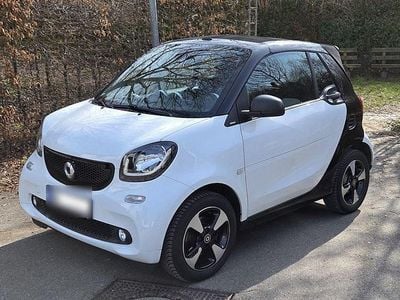 Gebraucht Smart ForTwo Cabrio Passion 90 PS (66 kW) 2017 Weiß Cabrio