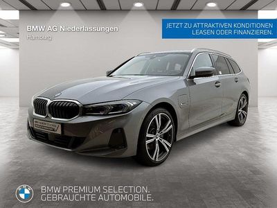 Grau Gebraucht 2022 BMW 330e Sport Line Kombi | 34.107 € (Fairer Preis)