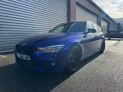Blau Gebraucht 2018 BMW 340 M Performance Kombi | 41.780 €