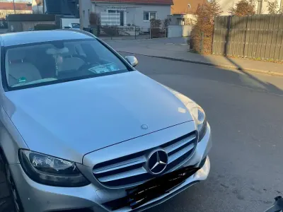 Gebraucht Mercedes C200 136 PS (100 kW) 2015 Silber Kombi