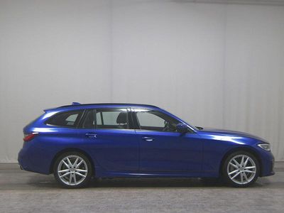 Gebraucht BMW 330e M Sport 292 PS (214 kW) 2021 Blau Kombi