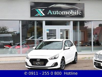 Gebraucht Hyundai i30 Pure 99 PS (72 kW) 2019 Weiß Limousine