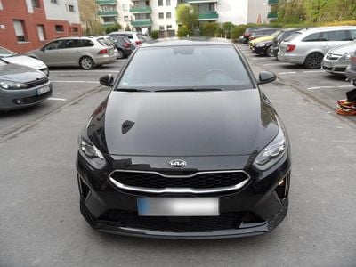 Second-hand Kia Ceed GT-Line 160 CP (117 kW) 2021 Negru Hatchback