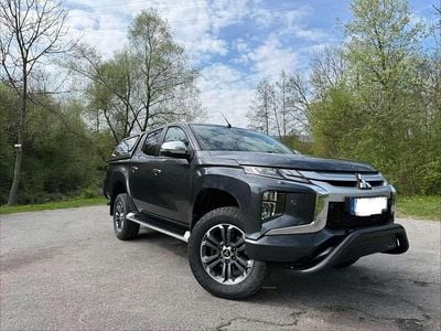 Second-hand Mitsubishi L200 150 CP (110 kW) 2019 Gri Pickup