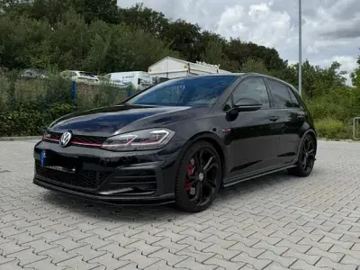 Gebraucht VW Golf VII GTI 290 PS (213 kW) 2019 Schwarz Limousine
