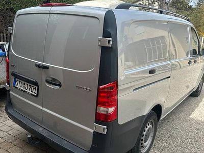 Silber Gebraucht 2021 Mercedes Vito Van | 19.500 €