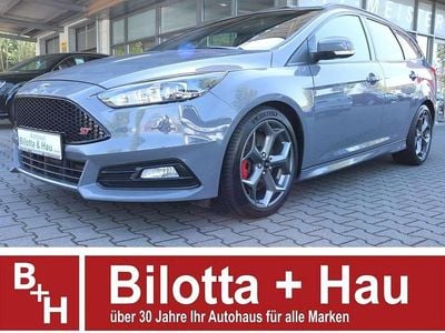 Usata Ford Focus ST 250 CV (183 kW) 2017 Grigio Station wagon