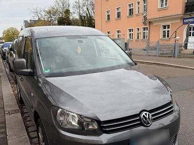 Usata VW Caddy 102 CV (75 kW) 2013 Grigio Monovolume