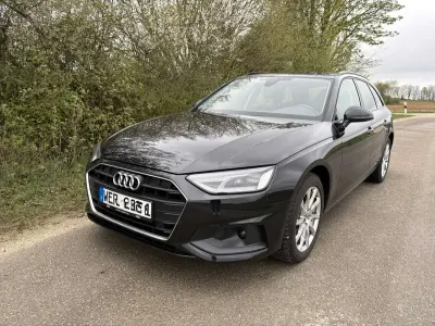 Gebraucht Audi A4 Ambiente 163 PS (119 kW) 2020 Schwarz Kombi