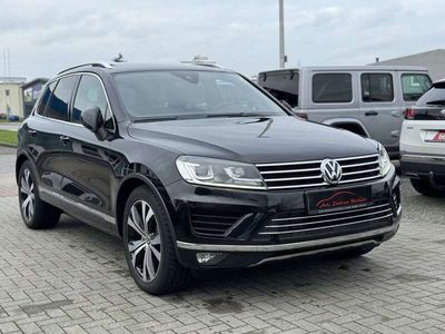 gebraucht VW Touareg V6 3.0 TDI 4Mot AHK PANO 20" LUFT Navi