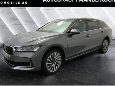 Nouvelle Skoda Superb LAURIN & KLEMENT 193 ch (141 kW) 2025 Gris Break