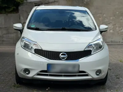Gebraucht Nissan Note Acenta 90 PS (66 kW) 2016 Weiß Kleinwagen