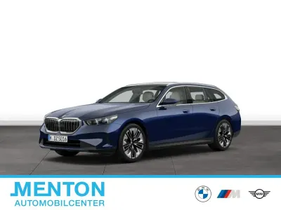 Gebraucht BMW 540 286 PS (210 kW) 2025 Blau Kombi