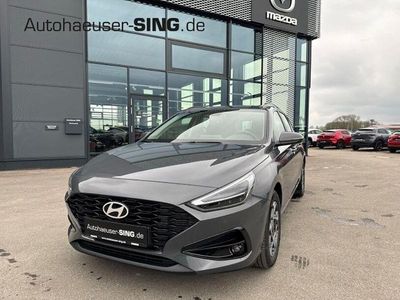 Neu Hyundai i30 140 PS (102 kW) 2026 Grau Kombi